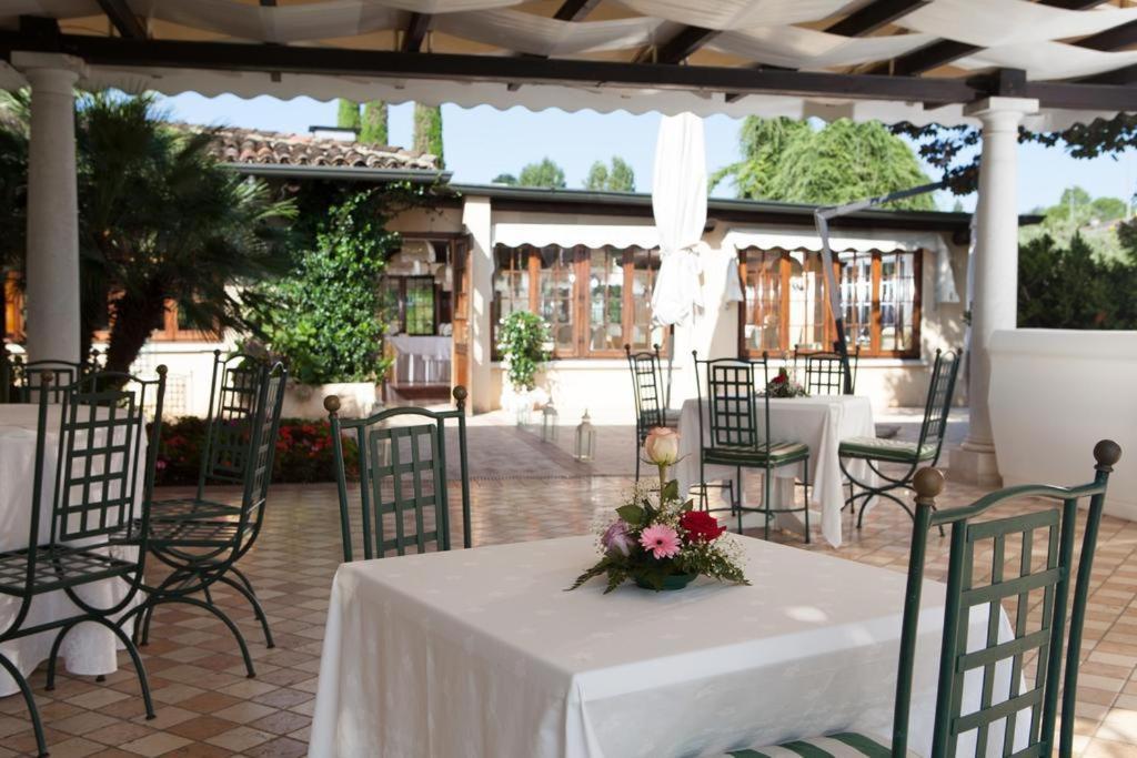 Monastero Resort & Spa Soiano Del Lago Luaran gambar