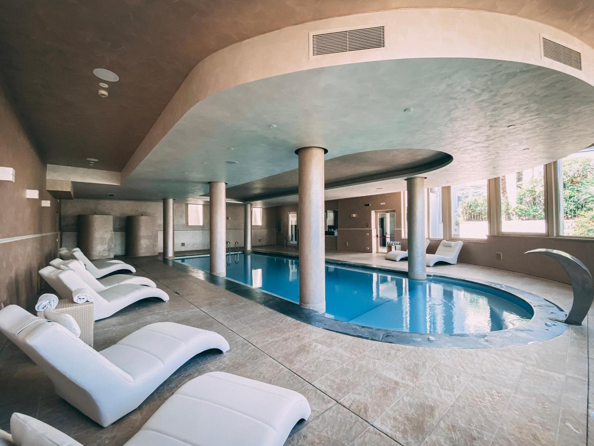 Monastero Resort & Spa Soiano Del Lago Luaran gambar